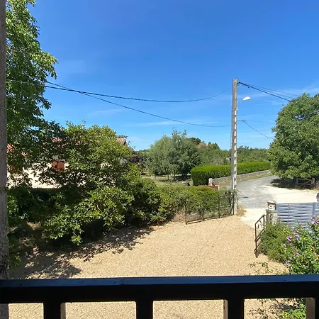 Vakantiehuis La Petite Grande Maison Pres De Chauvigny Fleix